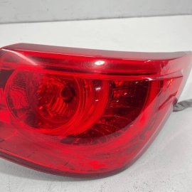 2016 - 2017 INFINITI Q50 REAR RIGHT PASSENGER SIDE OUTER TAILLIGHT LAMP OEM