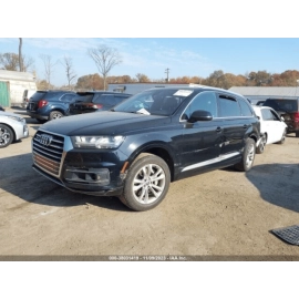 2018 Audi Q7 OWNERS MANUAL GUIDE BOOK W/ CASE OEM