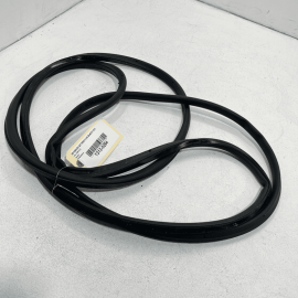 Front Right / Passenger Side Door Weatherstrip Seal AUDI Q7 2017-2023 OEM