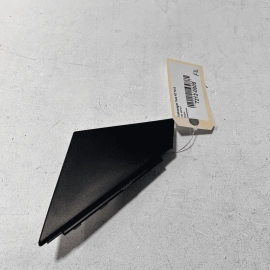 2022-2023 VOLKSWAGEN TAOS FRONT LEFT DRIVER DOOR WINDOW CORNER MOLDING COVE