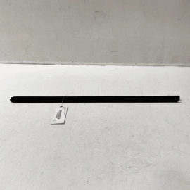 2022 - 2023 VOLKSWAGEN TAOS FRONT DRIVER DOOR WINDOW INNER WEATHERSTRIP SEA