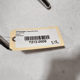 VOLKSWAGEN TAOS S FRONT RIGHT OR LEFT SEAT HEADREST HEAD REST 2022 1PCS OEM