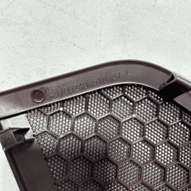 2010 - 2016 PORSCHE PANAMERA FRONT LEFT DRIVER DOOR SPEAKER COVER GRILLE OE 2010 - 2016 PORSCHE PANAMERA FRONT LEFT DRIVER DOOR SPEAKER COVER GRILLE OE