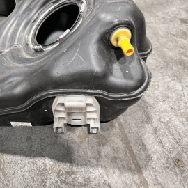 2017 - 2020 BMW 430I 2.0L FUEL GAS TANK RESERVOIR ASSEMBLY OEM
