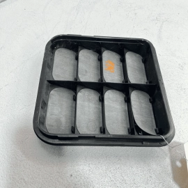 2017-23 AUDI Q7 REAR PASSENGER SIDE QUARTER PANEL PRESSURE AIR VENT GRILLE  2017-23 AUDI Q7 REAR PASSENGER SIDE QUARTER PANEL PRESSURE AIR VENT GRILLE