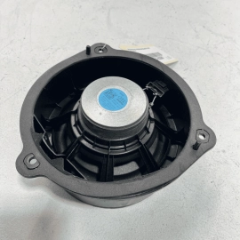 2017 - 2021 AUDI Q7 REAR LEFT OR RIGHT SIDE DOOR AUDIO SOUND SPEAKER BOSE O 2017 - 2021 AUDI Q7 REAR LEFT OR RIGHT SIDE DOOR AUDIO SOUND SPEAKER BOSE O