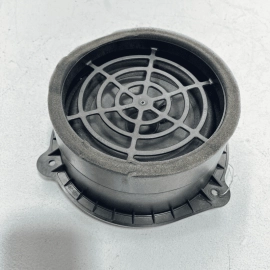 2017 - 2021 AUDI Q7 REAR LEFT OR RIGHT SIDE DOOR AUDIO SOUND SPEAKER BOSE O 2017 - 2021 AUDI Q7 REAR LEFT OR RIGHT SIDE DOOR AUDIO SOUND SPEAKER BOSE O