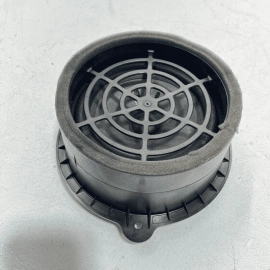 2017 - 2021 AUDI Q7 REAR LEFT OR RIGHT SIDE DOOR AUDIO SOUND SPEAKER BOSE O 2017 - 2021 AUDI Q7 REAR LEFT OR RIGHT SIDE DOOR AUDIO SOUND SPEAKER BOSE O