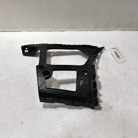 Right Pass Rear Bumper Side Retainer Guide Mount Bracket AUDI Q7 2017-2019 