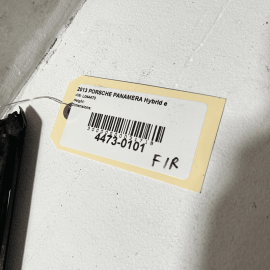 2014 PORSCHE PANAMERA S HYBRID FRONT RIGHT DOOR WINDOW BELT MOLDING OEM