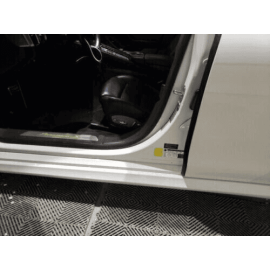 2014 PORSCHE PANAMERA S HYBRID FRONT RIGHT DOOR WINDOW BELT MOLDING OEM