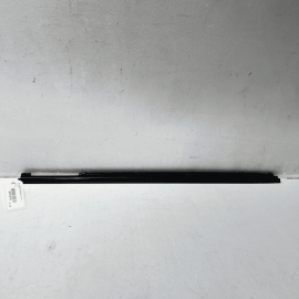 2014 PORSCHE PANAMERA S HYBRID FRONT RIGHT DOOR WINDOW BELT MOLDING OEM