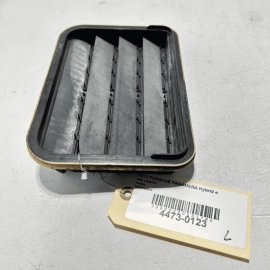 2014 PORSCHE PANAMERA Rear Left Driver Side Air Drafter Pressure Vent Grill