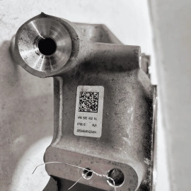 Rear Right Spindle Knuckle / Wheel Bearing Housing AUDI Q7 2017-2023 OEM Rear Right Spindle Knuckle / Wheel Bearing Housing AUDI Q7 2017-2023 OEM