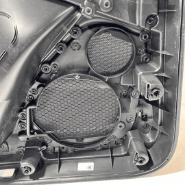 2017-2018 AUDI Q7 FRONT RIGHT PASSENGER SIDE INTERIOR DOOR PANEL TRIM COVER