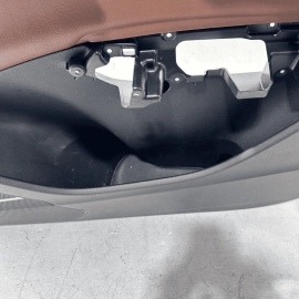 2017-2018 AUDI Q7 FRONT RIGHT PASSENGER SIDE INTERIOR DOOR PANEL TRIM COVER