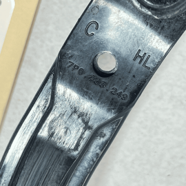 2011-18 PORSCHE CAYENNE REAR PASSENGER SIDE DOOR CHECK STRAP STOP STOPPER O