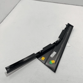 2011-2018 Porsche Cayenne Rear Right Passenger C Pillar Molding Cover Trim 