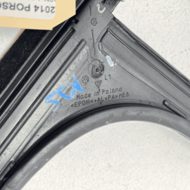 PORSCHE CAYENNE 2011-18 REAR LEFT DRIVER SIDE WINDOW GLASS RUN CHANEL SEAL 