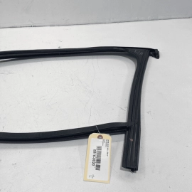 2011-2014 AUDI A8 Door Window Frame SEAL / Weather Stripping Front Right OE