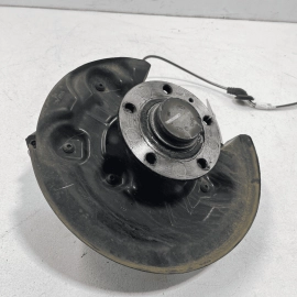 2012 - 2022 VOLKSWAGEN PASSAT REAR LEFT DRIVER SIDE SPINDLE KNUCKLE HUB OEM