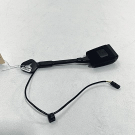 Front Right Passenger Side Seat Belt Buckle Volkswagen Passat 2016-2022 OEM