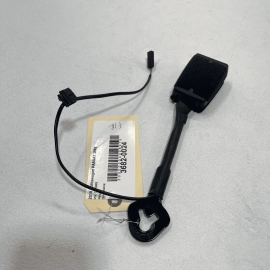 Front Right Passenger Side Seat Belt Buckle Volkswagen Passat 2016-2022 OEM