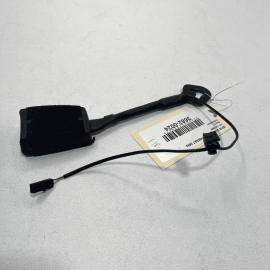 Front Right Passenger Side Seat Belt Buckle Volkswagen Passat 2016-2022 OEM