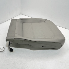 2016-2018 VOLKSWAGEN PASSAT FRONT PASSENGER SIDE LOWER SEAT BOTTOM CUSHION 