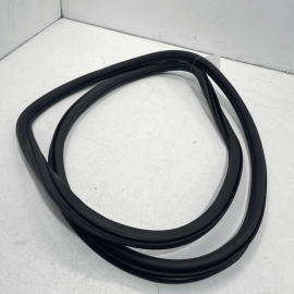 2012-22 VOLKSWAGEN PASSAT VW FRONT PASSENGER SIDE DOOR WEATHERSTRIP SEAL OE