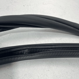 12-2022 VOLKSWAGEN PASSAT VW REAR LEFT DRIVER SIDE DOOR WEATHERSTRIP SEAL O