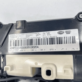 AUDI A8 2011-2018 INTERIOR DOMELIGHT WITH SUNROOF AND HOMELINK CONTROLS OEM