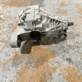 2013-2018 PORSCHE CAYENNE GTS 4.8L AWD REAR DIFFERENTIAL AXLE CARRIER OEM