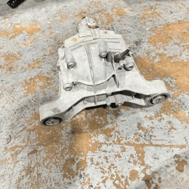 2013-2018 PORSCHE CAYENNE GTS 4.8L AWD REAR DIFFERENTIAL AXLE CARRIER OEM