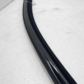 PORSCHE CAYENNE 2011-18 FRONT LEFT DRIVER SIDE WINDOW GLASS RUN CHANEL SEAL