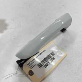 Rear Left Side Exterior Door Handle Color White Volkswagen Passat 2012-2019