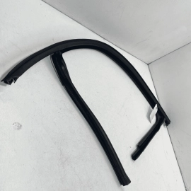 Front Driver Door Window Glass Run Channel Seal Volkswagen Passat 2012-2022