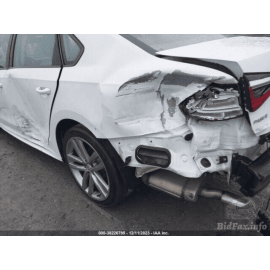 VOLKSWAGEN PASSAT 2012-2022 REAR LEFT DRIVER SIDE DOOR WINDOW GLASS OEM