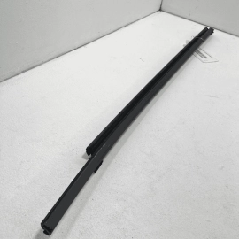 11-18 PORSCHE CAYENNE FONT DRIVER DOOR WINDOW INNER WEATHERSTRIP SEAL OEM