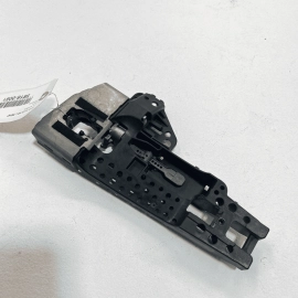 11-18 AUDI A8 QUATTRO FRONT LEFT DRIVER SIDE OUTER HANDLE BASE BRACKET MOUN