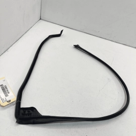 2011-2018 AUDI A8 L FRONT LEFT DRIVER SIDE DOOR LOWER WEATHERSTRIP SEAL OEM