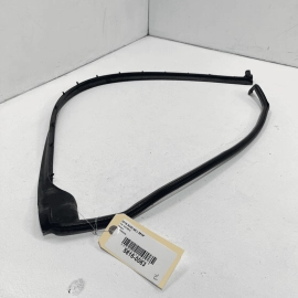2011-2018 AUDI A8 L FRONT LEFT DRIVER SIDE DOOR LOWER WEATHERSTRIP SEAL OEM