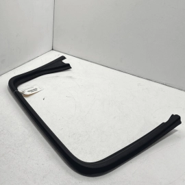 2011-2018 PORSCHE CAYENNE REAR PASSENGER SIDE DOOR WINDOW FRAME COVER TRIM 