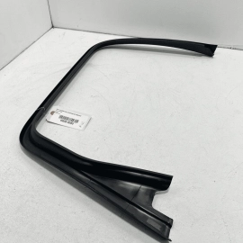 2011-2018 PORSCHE CAYENNE REAR PASSENGER SIDE DOOR WINDOW FRAME COVER TRIM 