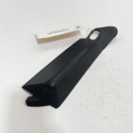 2011-2014 AUDI A8 L PASSENGER SIDE INNER TAIL LIGHT LAMP LOWER COVER TRIM O