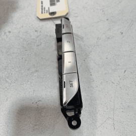 AUDI A8 L QUATTRO 2011-2018 FRONT PASSENGER SIDE SEAT MEMORY CONTROL SWITCH