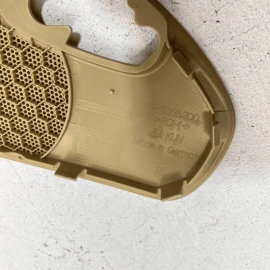 2011-12-13-2018 AUDI A8L QUATTRO DOOR SPEAKER COVER GRILLE FRONT RIGHT SIDE 2011-12-13-2018 AUDI A8L QUATTRO DOOR SPEAKER COVER GRILLE FRONT RIGHT SIDE