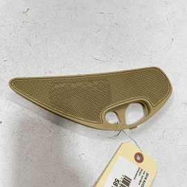 AUDI A8 L QUATTRO 2011-2018 REAR PASSENGER SIDE DOOR SPEAKER COVER GRILLE O