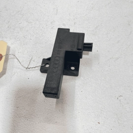 2011-2018 AUDI A8 L QUATTRO REAR LEFT DRIVER KEYLESS ENTRY ANTENNA MODULE O