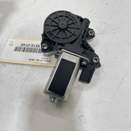 Front Right Side Door Close Assist Motor Audi A8 Quattro L 2011-2018 OEM